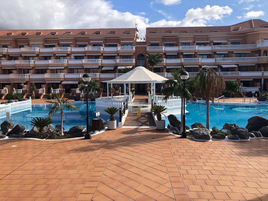 Apartamento Las Vistas Beach - Tenerife Royal Gardens Плая-де-лас-Америкас Экстерьер фото