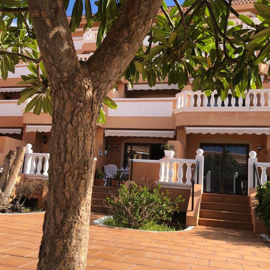 Apartamento Las Vistas Beach - Tenerife Royal Gardens Плая-де-лас-Америкас Экстерьер фото
